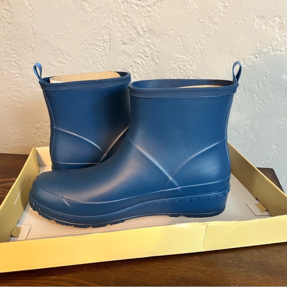 NWT Michael Kors rain boots in River Blue - Picture 9 of 11